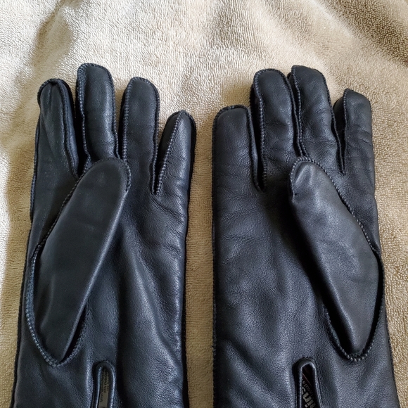 Men's Leather Gloves - Picture 2 of 3
